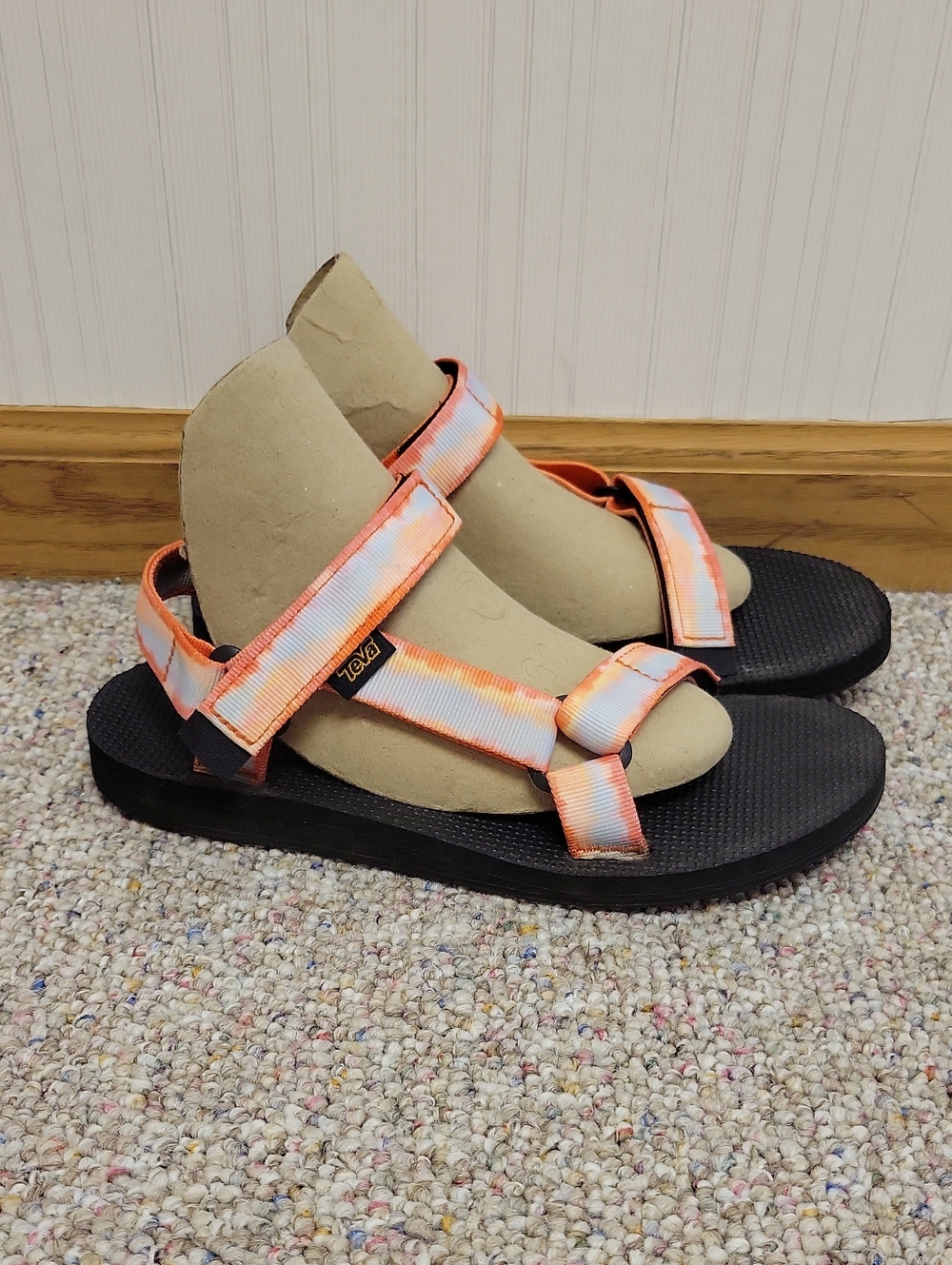 Teva Orange & White Universal Tie-Dye Strap Sandals Sz 7. Summer Outdoor Hippie